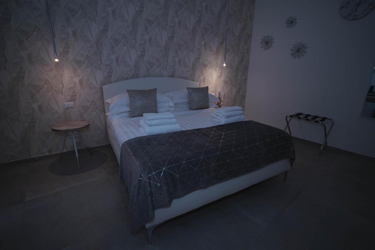 Arco Alto Rooms バーリ エクステリア 写真